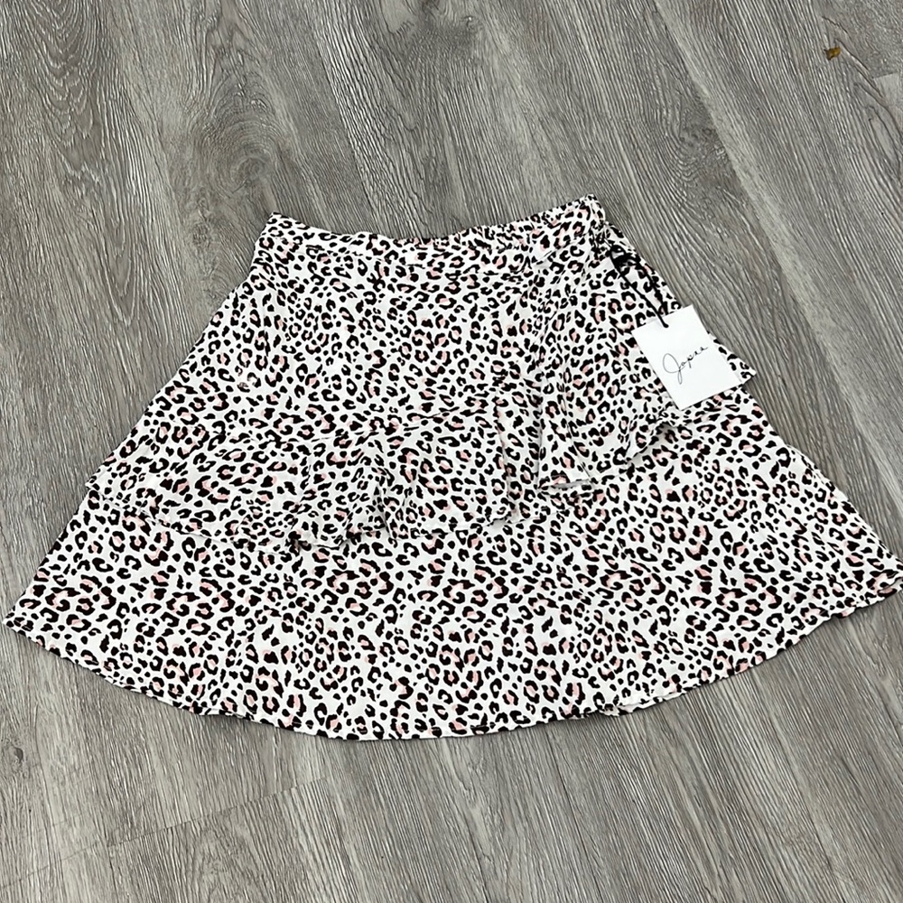 Leopard print skirt